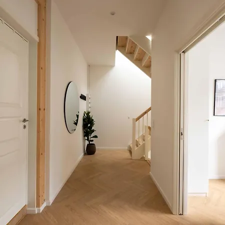 Apartment Stunning Premium With Private Rooftop