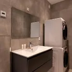 Stunning Premium With Private Rooftop Apartmán *