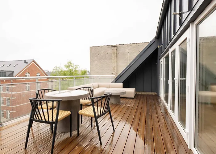 Apartment Stunning Premium With Private Rooftop