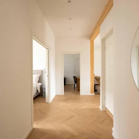Stunning Premium With Private Rooftop Appartement *